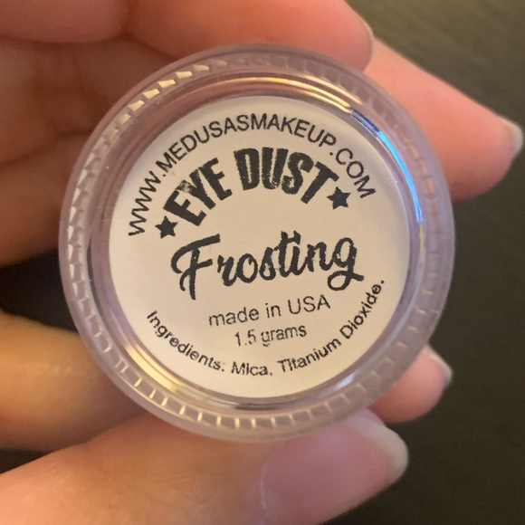 2/$15 Medusa’s Makeup Eye Dust - Picture 4 of 4